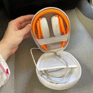 Beats mix headphones